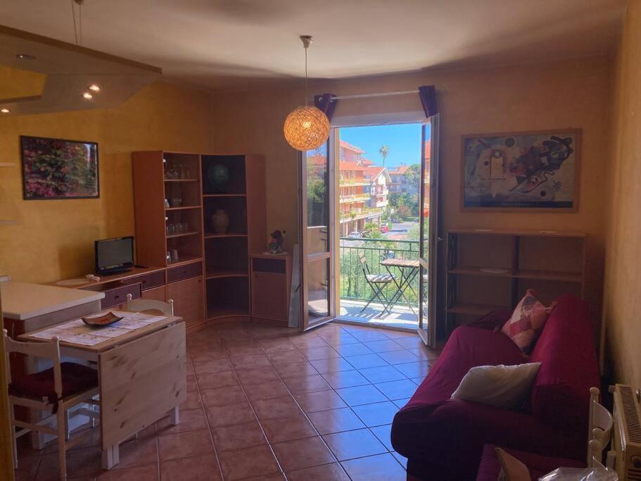 圣巴特罗摩艾美尔Casa Di Ro - Coloratissima A 300 Metri Dal Mare公寓 外观 照片